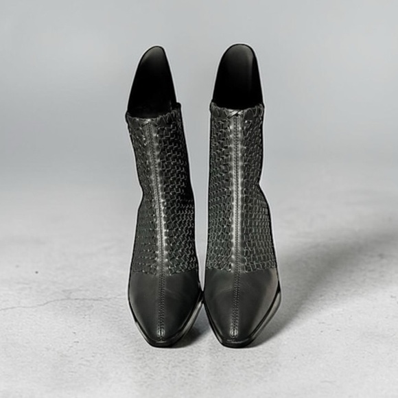 🌻 Frye Ellen Woven Black Leather Bootie | Women\'s Size 10 main image 1